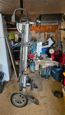 Bosch Mitre Saw with Rigid Saw Table