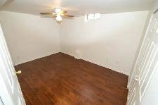 1 Bed 1 Bath Bsmt Pickering @ Dixie & Finch SEPARATE ENTRANCE - Photo 6