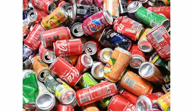 'Contact us now. FRIDAY NIGHT' - Photo 5