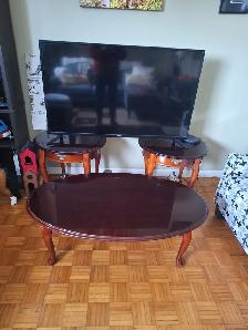 FREE COFFEE TABLE SET MIDLAND