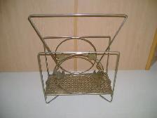 VINTAGE 1950'S BRASS MAGAZINE RACK