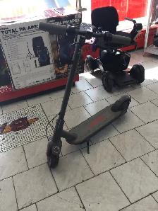 trottinette électrique Faster - Photo 2