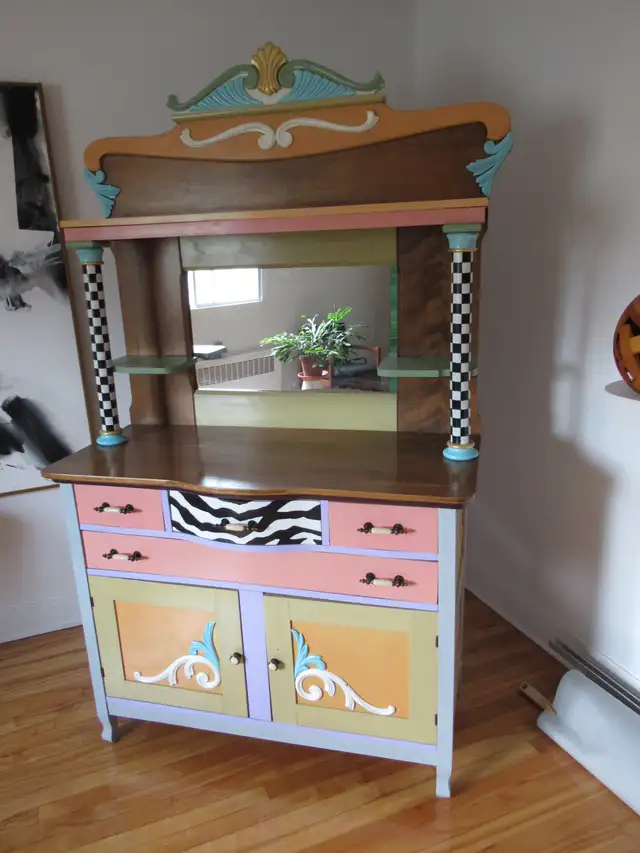 VAISSELIER VINTAGE UNIQUE