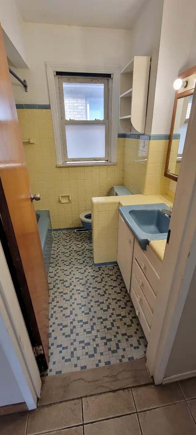 4 bedroom 2 bath house near University available to rent - Photo 4