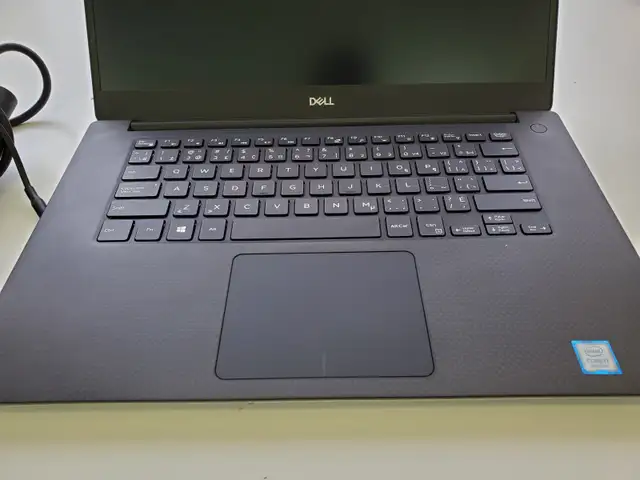 Dell précision 5540, i7 9ème gén,32GB,512GB, Nvidia 4GB,Win 11 - Photo 4