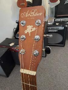 Art & Lutherie CEDAR Acoustic Guitar - Photo 2