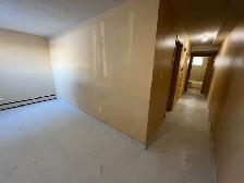 one bedroom unit in 4plxe - Photo 6