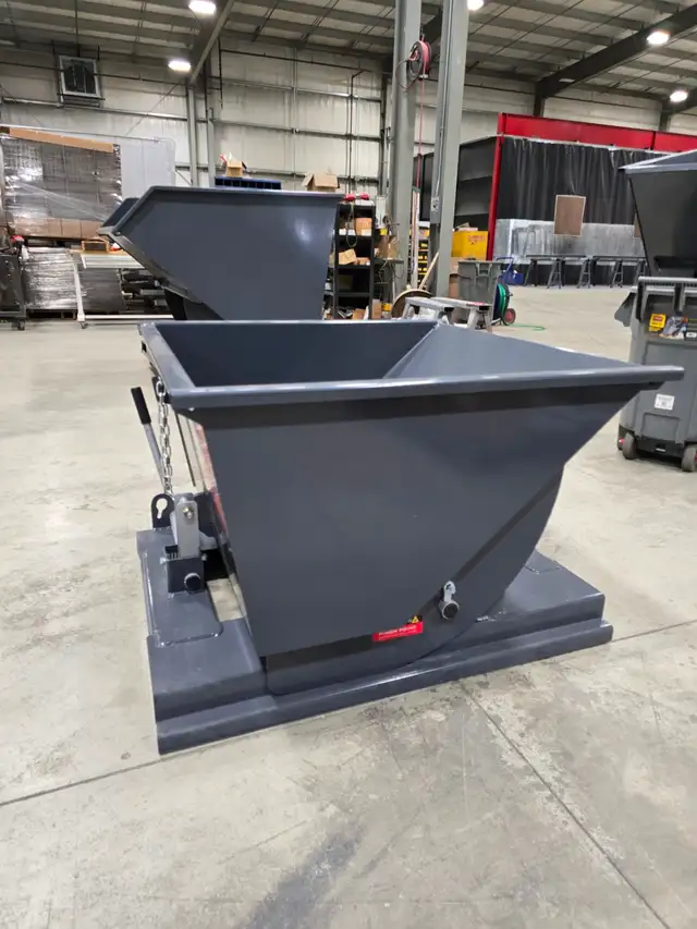 1.5 CY Steel Hopper – Quick Dumping & Sturdy - Photo 3