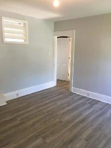 2 bedroom apartment available April 1st - Photo 6