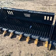 Skid Steer 72' Rock Bucket – Perfect for Heavy Jobs - Photo 2