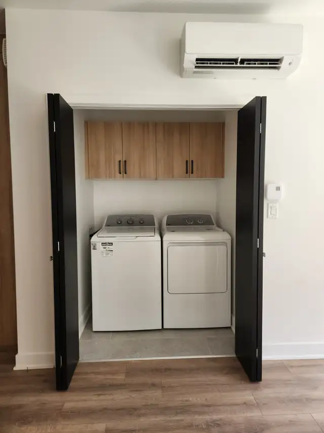 Superbe 5 ½ sur deux niveaux – À deux pas du métro Charlevoix - Photo 8