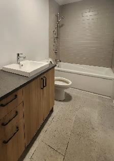 Superbe 5 ½ sur deux niveaux – À deux pas du métro Charlevoix - Photo 9