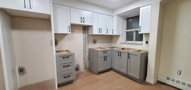 Massive Sale On Solid Wood Maple Cabinets - Photo 4