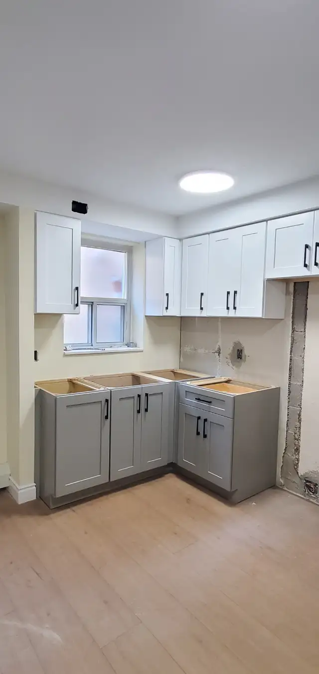 Massive Sale On Solid Wood Maple Cabinets - Photo 5