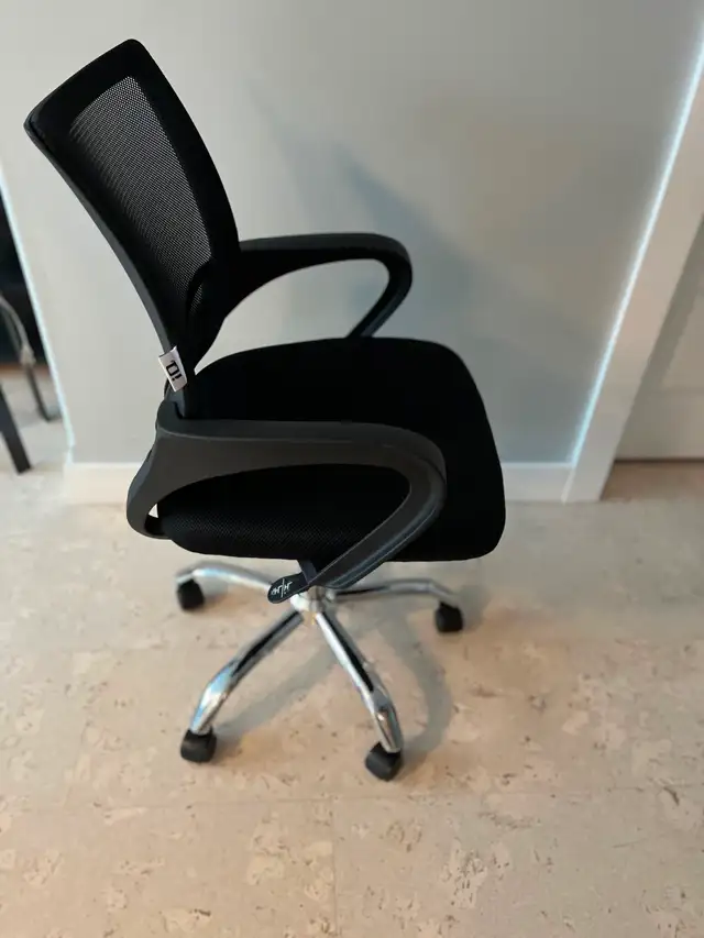 Office Chair (new) - Photo 2