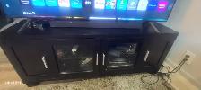 65 Inch Samsung Smart TV, model UHD CU7000, LIKE NEW! - Photo 2