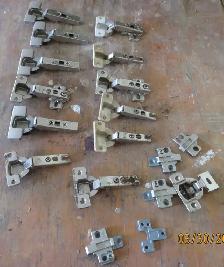 CABINET HINGES - Photo 2