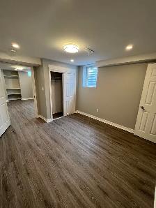 2 Bedroom Den Legal Basement (int. Mississauga Rd/Financial Dr) - Photo 3