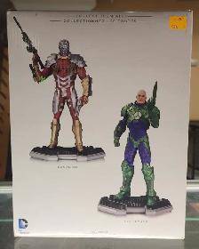 DC Collectibles Deathstroke Numbered Limited Edition Statue - Photo 6