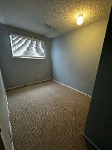 3bedroom upper/lower 4plex unit in Glendale - Photo 4