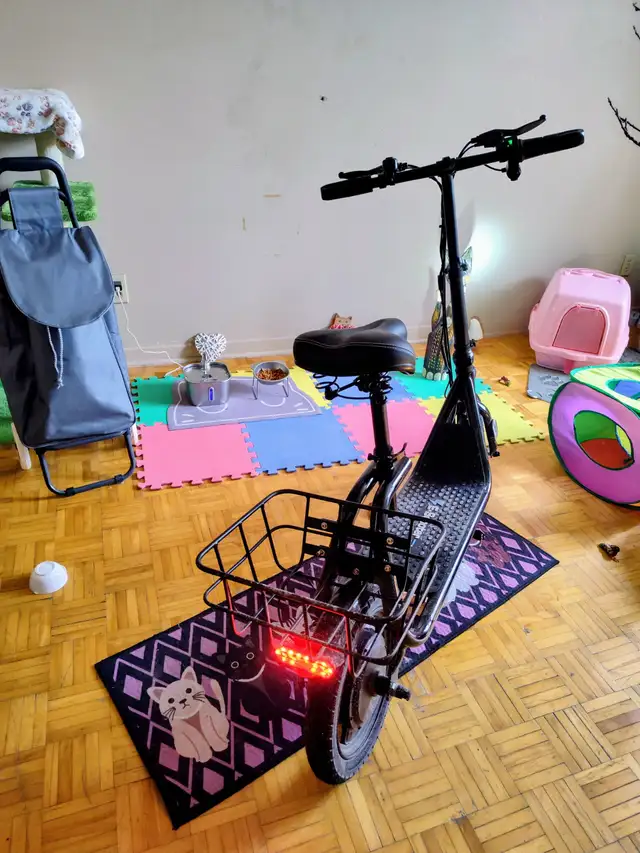 Trotinette électrique neuve!