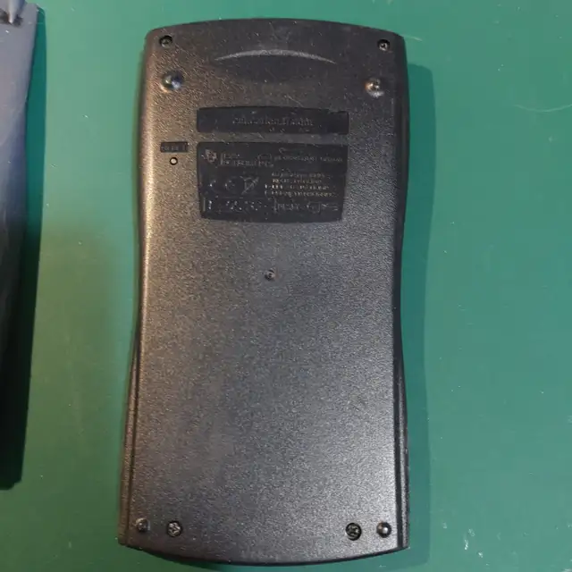 Texas Instrument Calculator - Photo 4