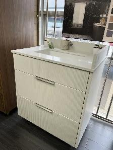 Evolution 3 – Custom Fluted Bathroom Cabinet Collection - Photo 4