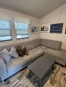 2023 General Coach Ferrensby Queen with full length deck. - Photo 5