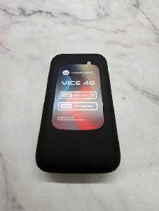 MaxWest Vice 4G Flip Like New - Photo 2