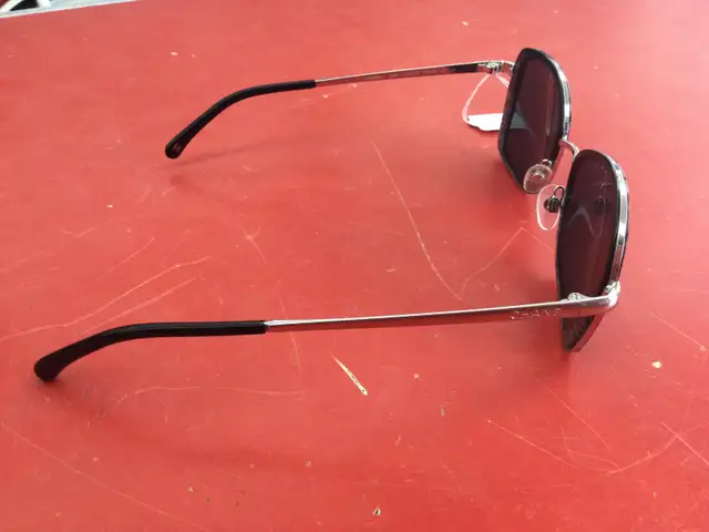lunette de soleil Chanel - Photo 2