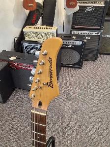 Barracuda Electric Guitar - Black - Photo 2