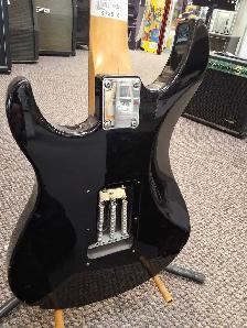 Yamaha EG 112C Electric Guitar - Black - Photo 5