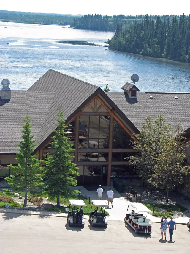 SERVERS & MAINTENANCE STAFF