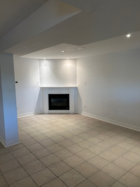 1 Bed Basement Apartment - Available May 1st - Photo 3