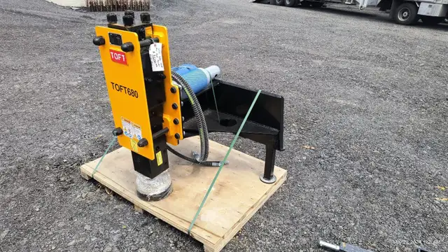 Post Driver Attachment – Skid Steer Ready - Photo 2