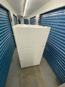 WHIRLPOOL GOLD SERIES FRIDGE