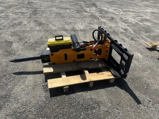 Hydraulic Breaker – Fits Skid Steer, Durable - Photo 2