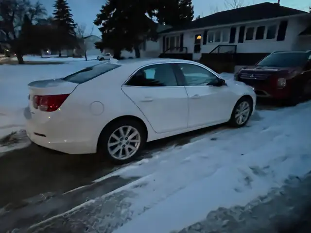 2013 Malibu - Photo 2