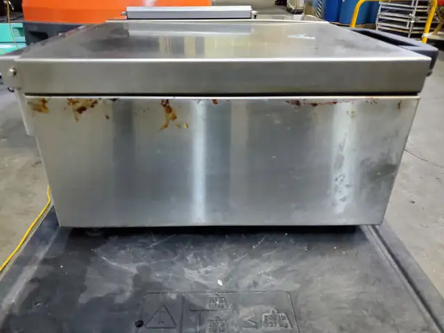 Omcan Stainless Steel Countertop Steamer 44407 - Photo 3