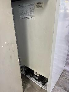 Danby 3.2 Cubic Feet Compact White Fridge - Photo 2