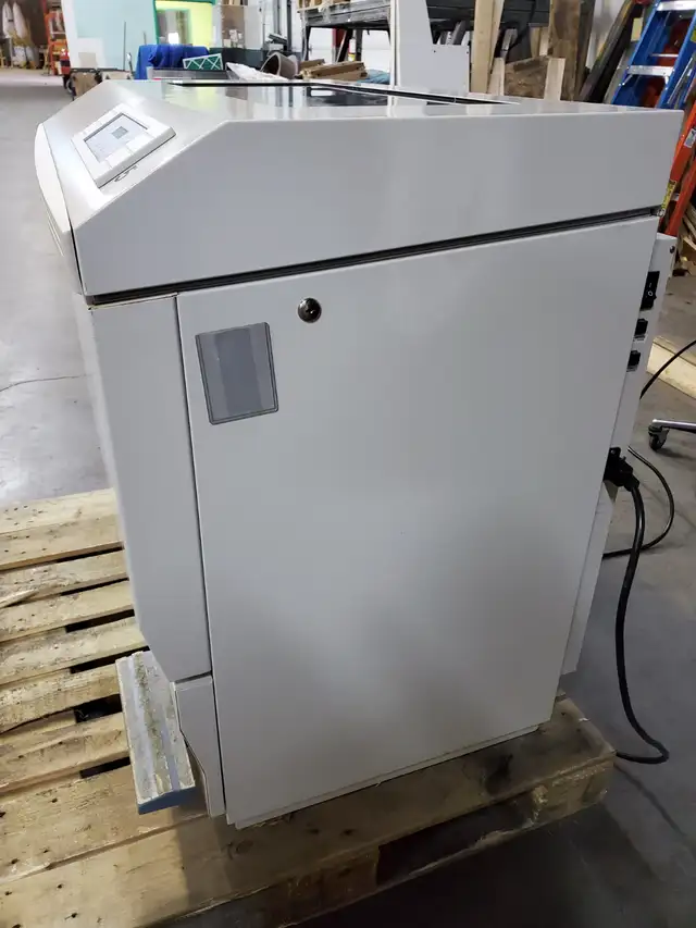 Thermo Fisher Forma 435 Incubated Floor Orbital Shaker - Photo 6