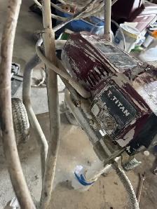 Titan 540 spray machine