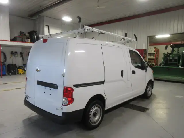 2017 Chevrolet City Express Cargo Van Outfitted - Photo 10