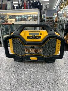 Dewalt DCR025 Jobsite Bluetooth Radio