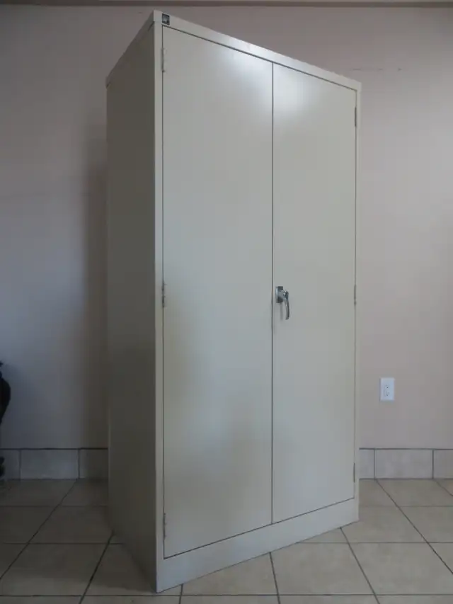 Metal Storage Cabinet, Lock and Key - Photo 2