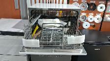 RCA DISHWASHER MODEL NO : RDW3208-B - Photo 2