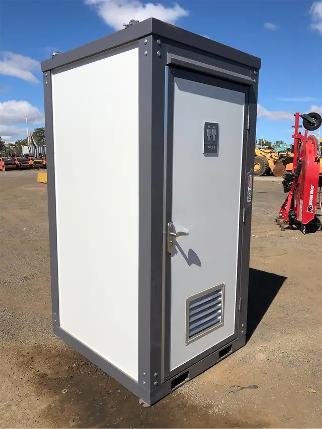 Portable Single Toilet – Quick Deploy & Reliable - Photo 4