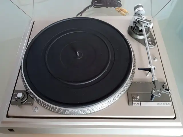 Platine Dual CS-505-2 restaurée. Un an de garantie! - Photo 2