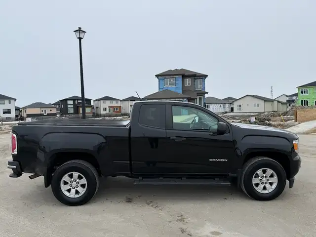 2016 GMC Canyon - Photo 5