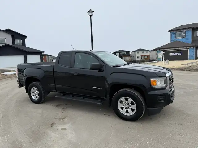 2016 GMC Canyon - Photo 11
